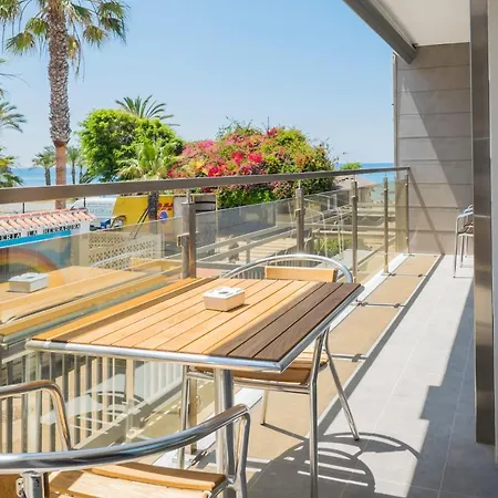 Guest house H Boutique La Caleta Bay