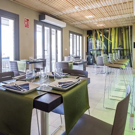 H Boutique La Caleta Bay 拉海瑞德拉